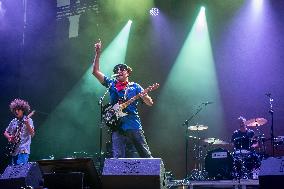 Tom Morello live performs in Villafranca