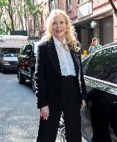 Faye Dunaway At Live With Kelly And Mark - NYC