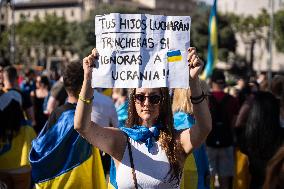 Protest By The Ukrainian Community In Barcelona