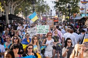 Protest By The Ukrainian Community In Barcelona