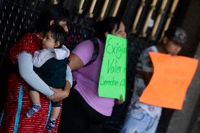 Daily Life In Mexico City