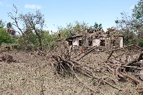 Russian missile attack damages houses in Kyivs Sviatoshynskyi districtRussian missile attack damages houses in Kyivs Sviatoshyns