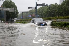 Blue Rainstorm Alert in Lianyungang