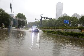 Blue Rainstorm Alert in Lianyungang