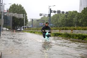 Blue Rainstorm Alert in Lianyungang