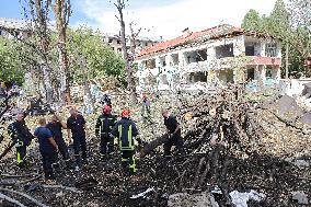 Aftermath of Russian missile attack in Kyivs Holosiivskyi district