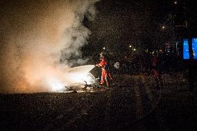 An Agitated End To The Evening In Place République