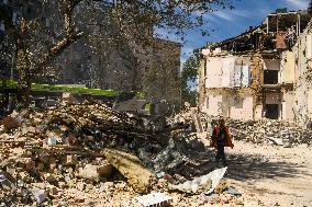 Rescuers Continue To Work At The Okhmatdyt Children's Hospital, Which Was Heavily Damaged By A Russian Missile Strike In Kyiv