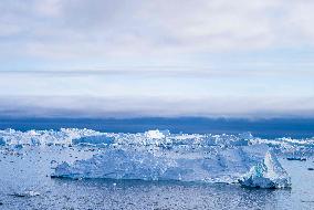 Icebergs And Effects Of Climate Change