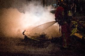 An Agitated End To The Evening In Place République