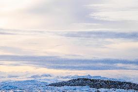 Icebergs And Effects Of Climate Change