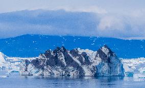 Icebergs And Effects Of Climate Change