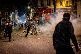 An Agitated End To The Evening In Place République