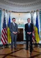 Blinken meets with Ukrainian Foreign Minister Dmytro Kuleba at NATO summit