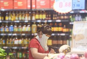 Customers Shop at A Supermarket in Hangzhou