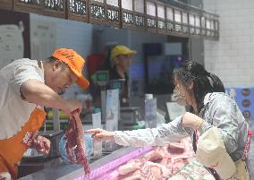 Customers Shop at A Supermarket in Hangzhou