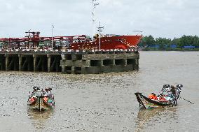 MYANMAR-YANGON-FERRY-ACCIDENT-RESCUE