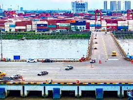 New Energy Vehicles Export in Suzhou Port