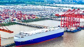 New Energy Vehicles Export in Suzhou Port