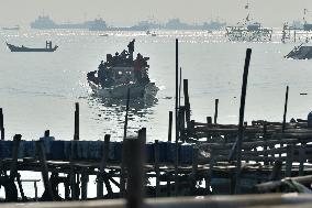 INDONESIA-JAKARTA-DAILY LIFE-FISHERMEN