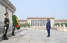 CHINA-BEIJING-GUINEA-BISSAU-PRESIDENT-MONUMENT-TRIBUTE (CN)