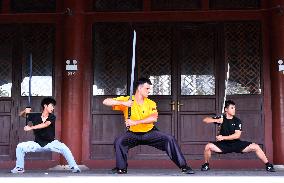 "Laowai" in China | A Brazilian's love on martial arts and traditional Chinese medicine