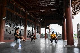 "Laowai" in China | A Brazilian's love on martial arts and traditional Chinese medicine