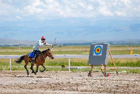 (SP)CHINA-XINJIANG-ZHAOSU-NATIONAL TRADITIONAL GAMES OF ETHNIC MINORITIES-EQUESTRIAN (CN)