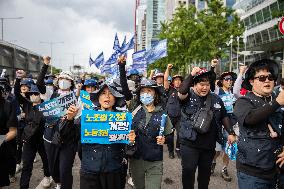 Metalworkers’ Union General Strike Resolution Rally In Seoul