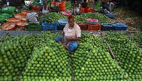 Wholesale Fruit Market In India