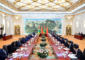 CHINA-BEIJING-LI QIANG-GUINEA-BISSAU-PRESIDENT-MEETING (CN)