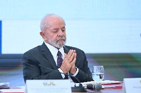 Brazil's President Luiz Inácio Lula Da Silva Holds Meeting With Waste Picker Representatives