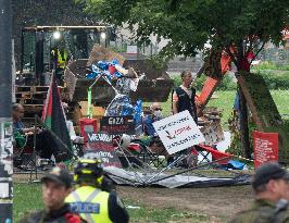 Montreal police descend on McGill to clear pro-Palestinian encampment