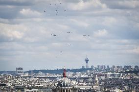 Final rehearsal for the 14 July flypast in Paris FA