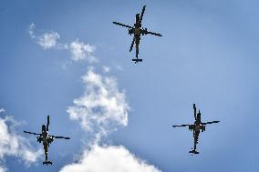 Final rehearsal for the 14 July flypast in Paris FA