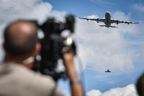 Final rehearsal for the 14 July flypast in Paris FA