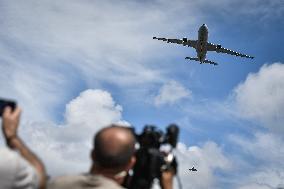 Final rehearsal for the 14 July flypast in Paris FA