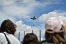 Final rehearsal for the 14 July flypast in Paris FA