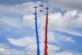 Final rehearsal for the 14 July flypast in Paris FA