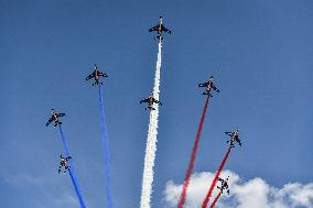 Final rehearsal for the 14 July flypast in Paris FA