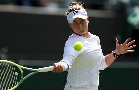 Wimbledon - Krejcikova v Ostapenko Quarter FInal