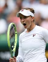 Wimbledon - Krejcikova v Ostapenko Quarter FInal