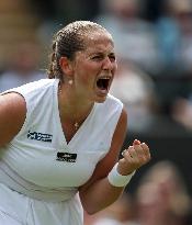 Wimbledon - Krejcikova v Ostapenko Quarter FInal