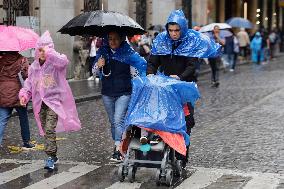 Daily Life In Mexico City