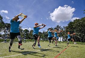 Running masterclass for war amputees in Lviv