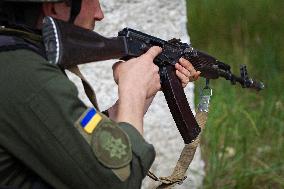 Joint drill of Ukraines National Guard and EUROGENDFOR in Kyiv region