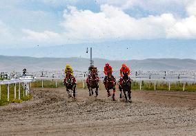 (SP)CHINA-XINJIANG-ZHAOSU-NATIONAL TRADITIONAL GAMES OF ETHNIC MINORITIES-EQUESTRIAN (CN)