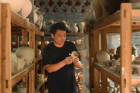 (ZhejiangPictorial)CHINA-ZHEJIANG-SHABU KILNS-CELADON PORCELAIN-ARTISAN (CN)