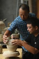 (ZhejiangPictorial)CHINA-ZHEJIANG-SHABU KILNS-CELADON PORCELAIN-ARTISAN (CN)