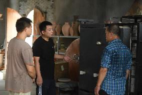 (ZhejiangPictorial)CHINA-ZHEJIANG-SHABU KILNS-CELADON PORCELAIN-ARTISAN (CN)